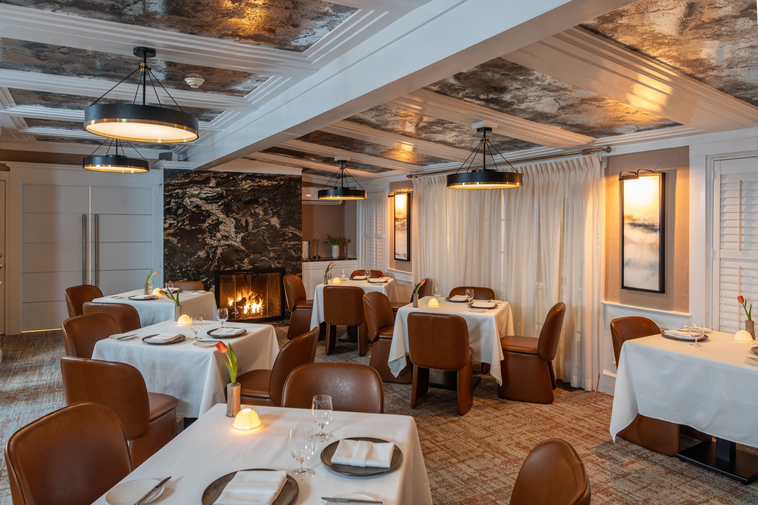 Cuvée restaurant ready for service at Chatham Inn