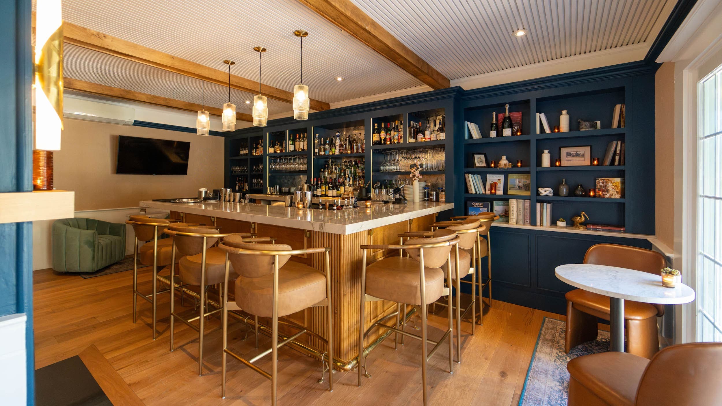 An empty Wine Bar space great for private events at Chatham Inn