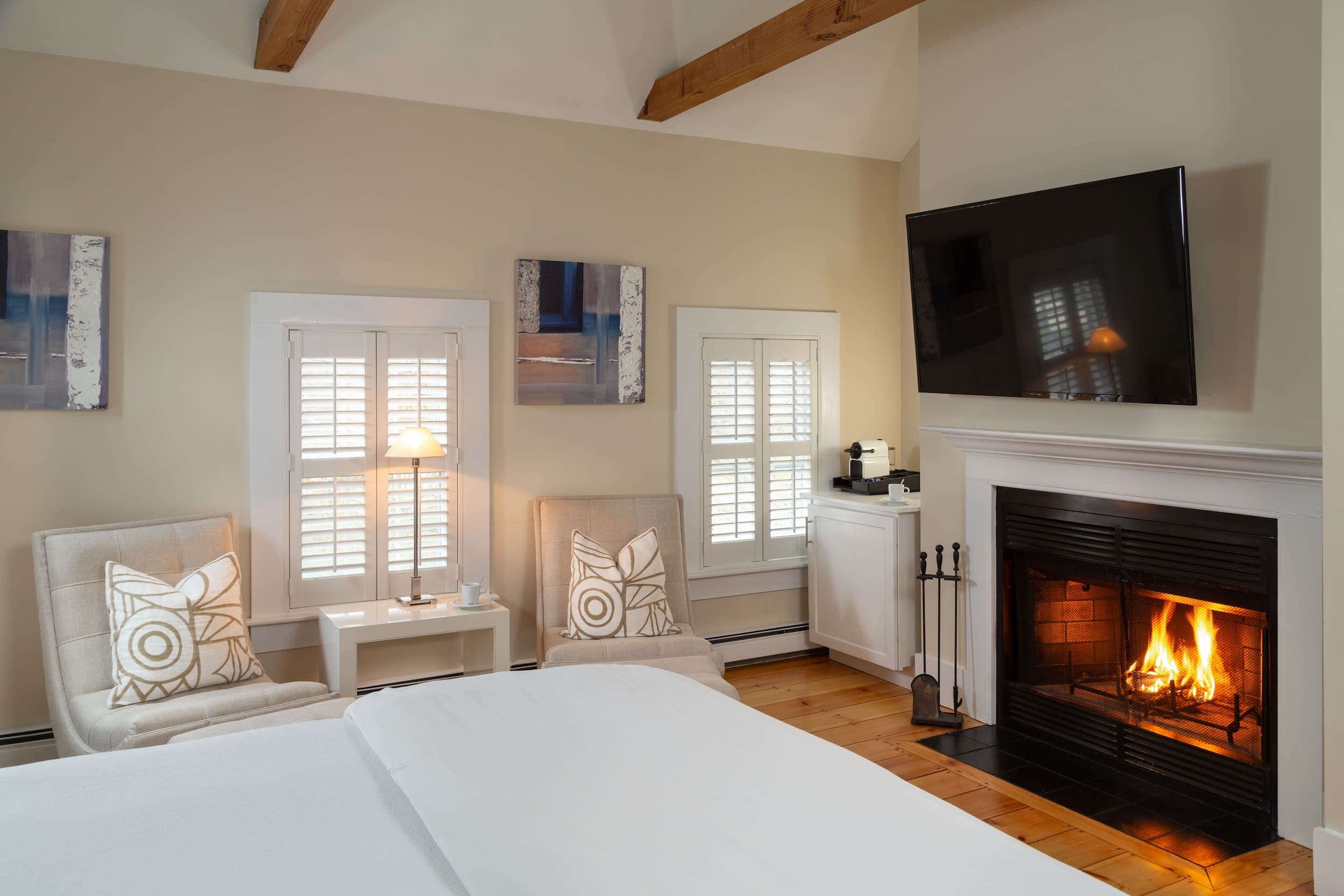 Chatham Inn Room 16